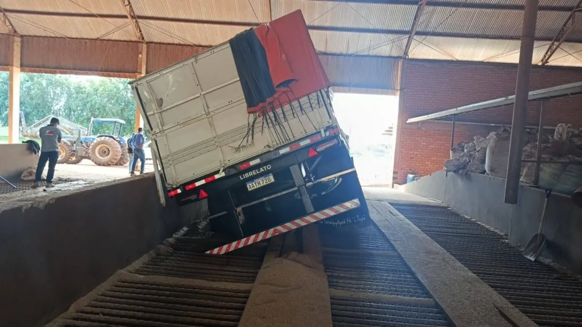 🔴Accidente laboral fatal en silo de Naranjito