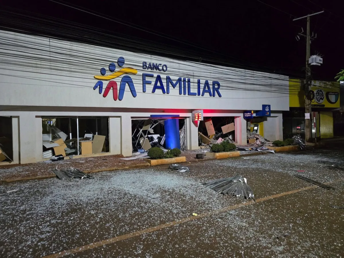 COMANDO ARMADO ATACA BANCOS Y DESATA HORAS DE TENSIÓN EN SANTA RITA